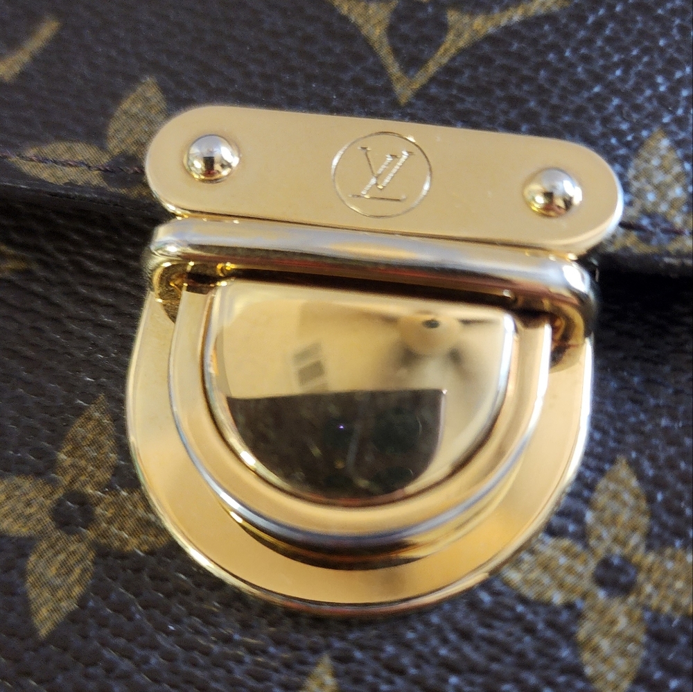 Louis Vuitton Monogram Black and Gold Wallet - Picture 2 of 16